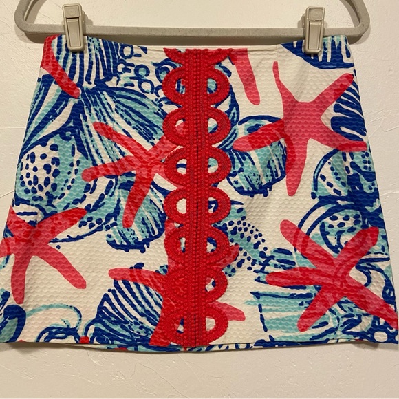 LILLY PULITZER TATE MINI SHE SELLS SEASHELLS STARFISH RED PRINT PREPPY SKIRT - Picture 5 of 16